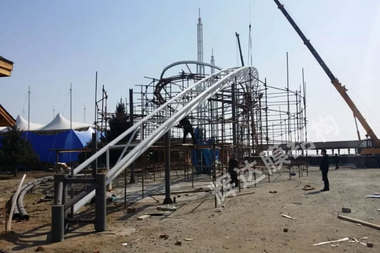 ����������ˮ��԰Ĥ�ṹ�������